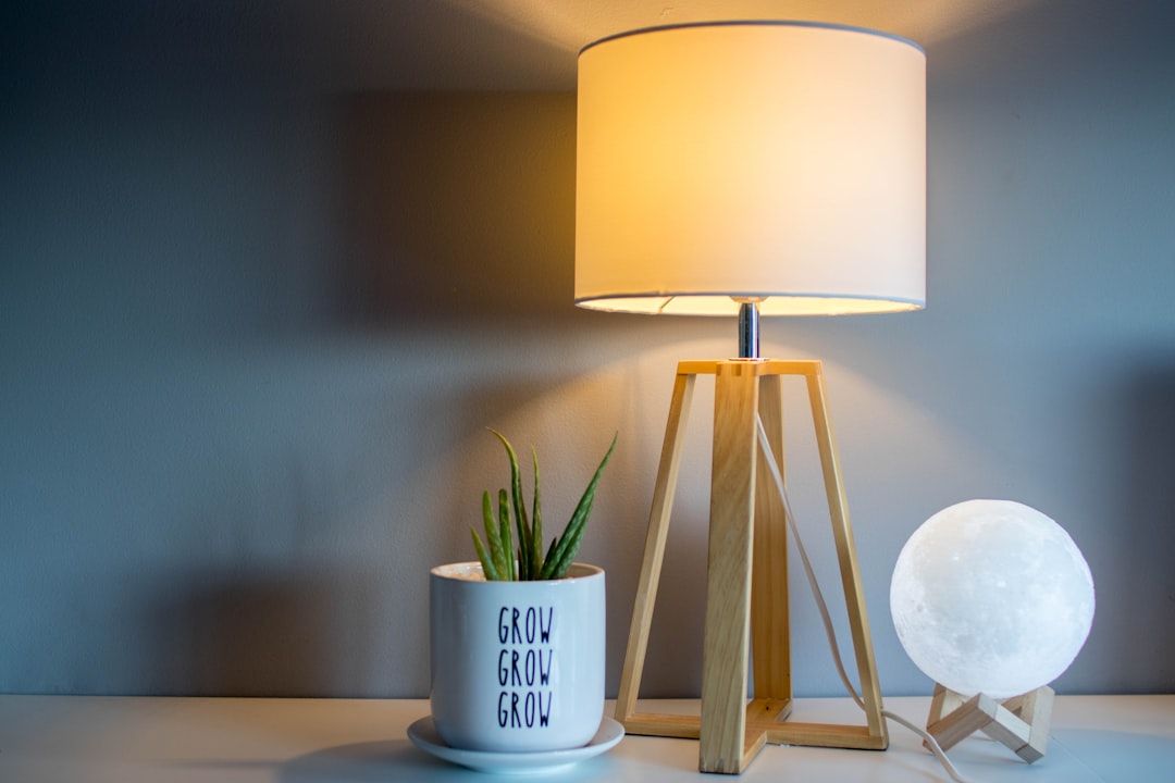 Photo Bedside wall lamp