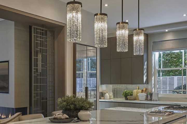 Vintage Charm: Retro Textured Glass Pendant Lamp for Dining Room